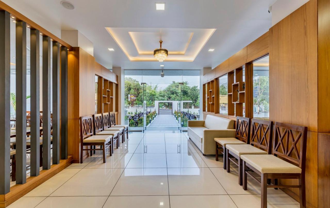 Hotel Grand Indu, 3 Star Kolhapur Luaran gambar